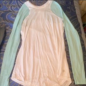 Lululemon long sleeve work out top